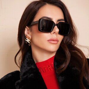 NEW SAINT LAURENT SUNGLASSES, SL497 001 BLACK WOMEN EYEWEAR SL 497 001